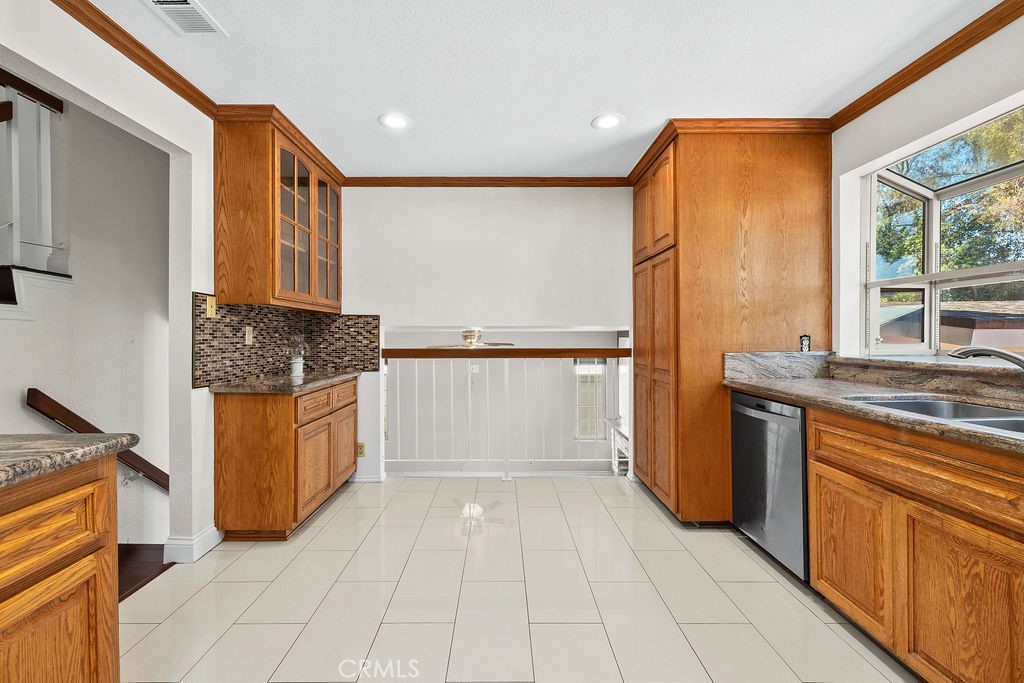 38 Deer Creek Property Photo 18