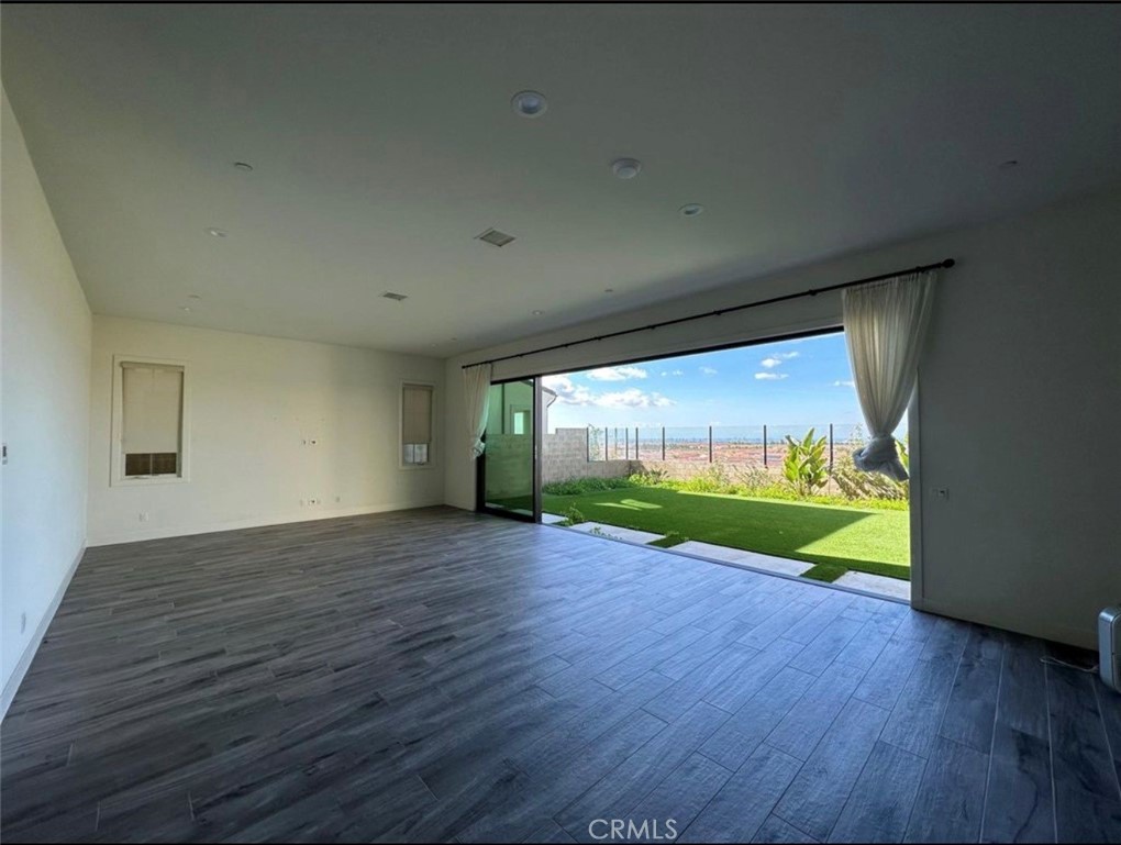 114 Spacial Property Photo 4