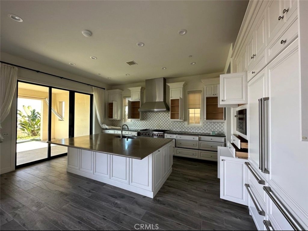 114 Spacial Property Photo 9