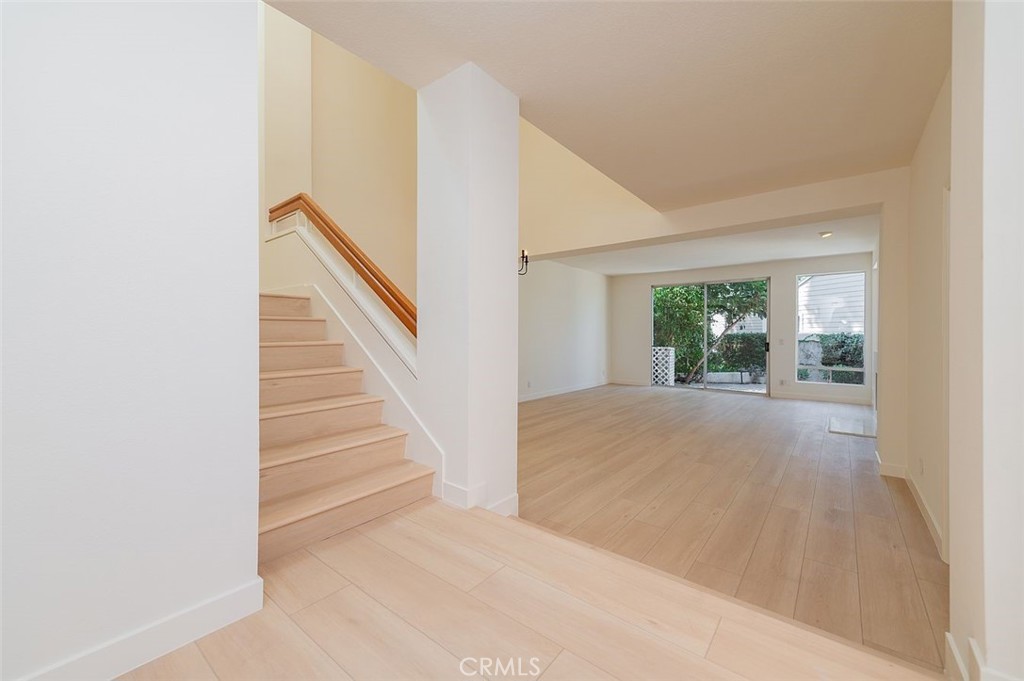 15 Harborcrest Property Photo 7