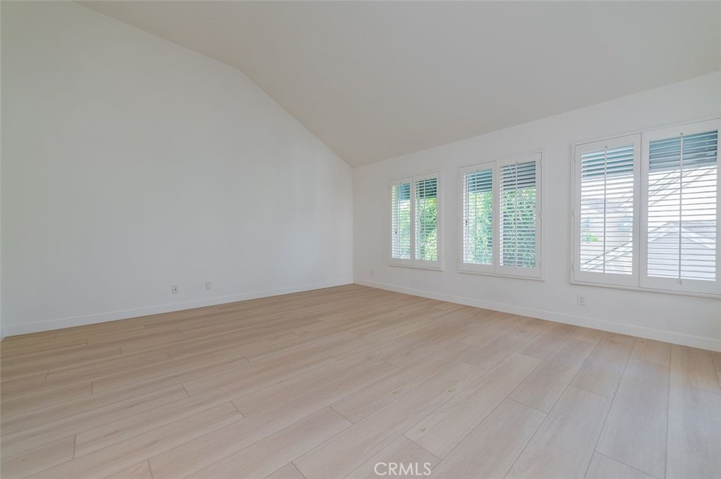 15 Harborcrest Property Photo 18