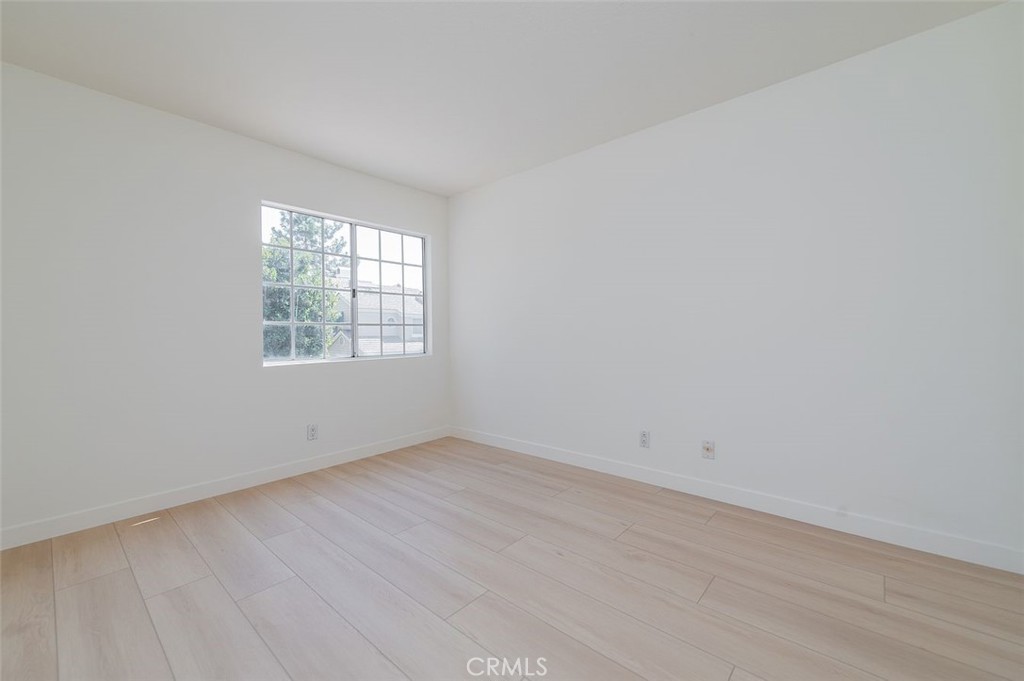 15 Harborcrest Property Photo 20