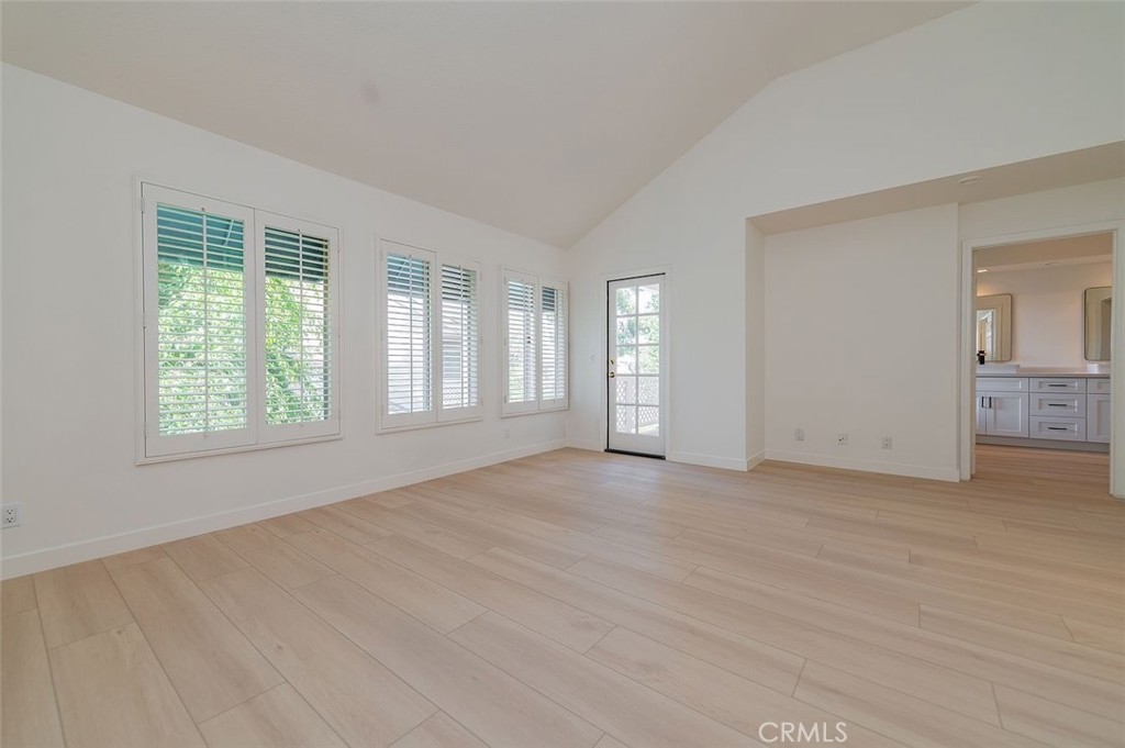 15 Harborcrest Property Photo 21