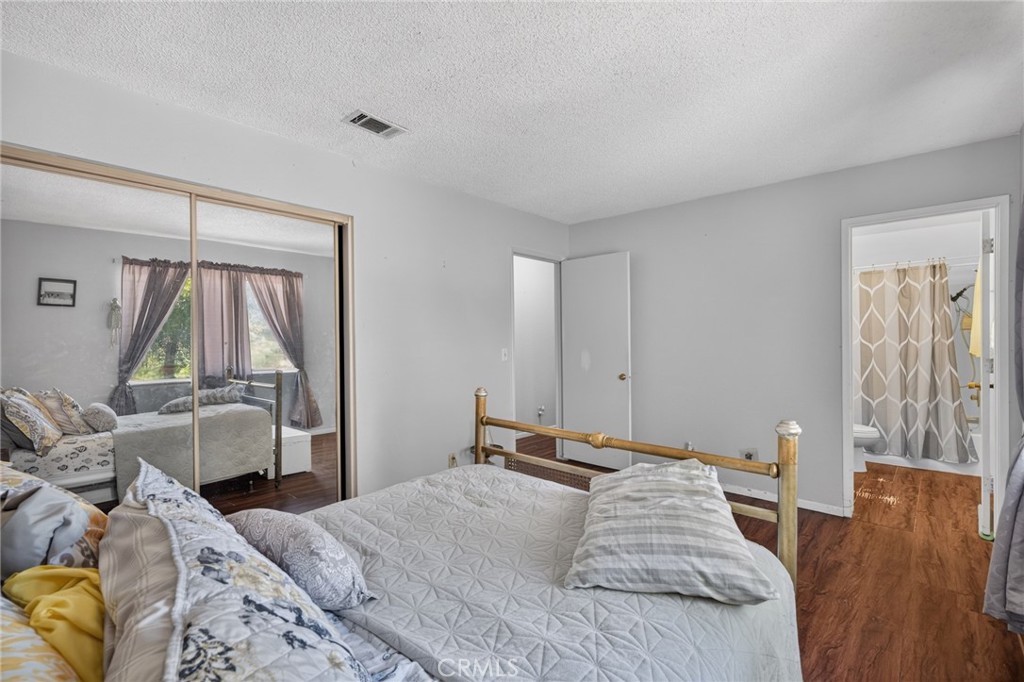 10821 E Avenue R14 Property Photo 16