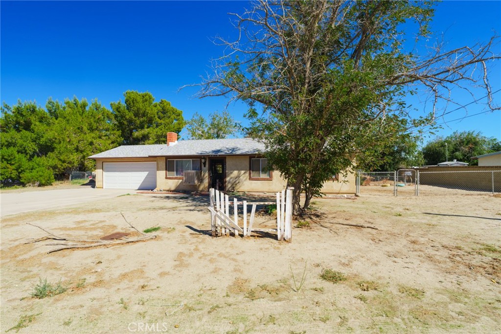 10821 E Avenue R14 Property Photo 27