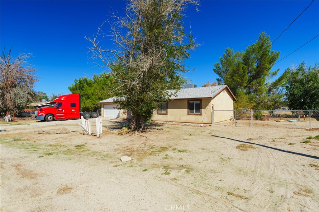 10821 E Avenue R14 Property Photo 39