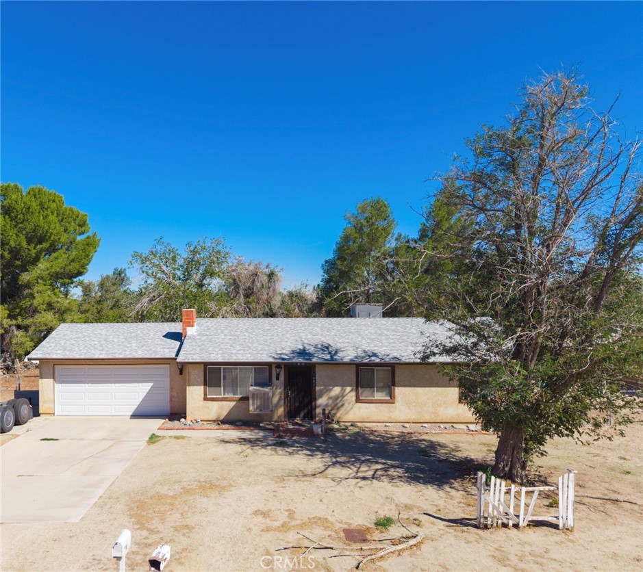 10821 E Avenue R14 Property Photo 40