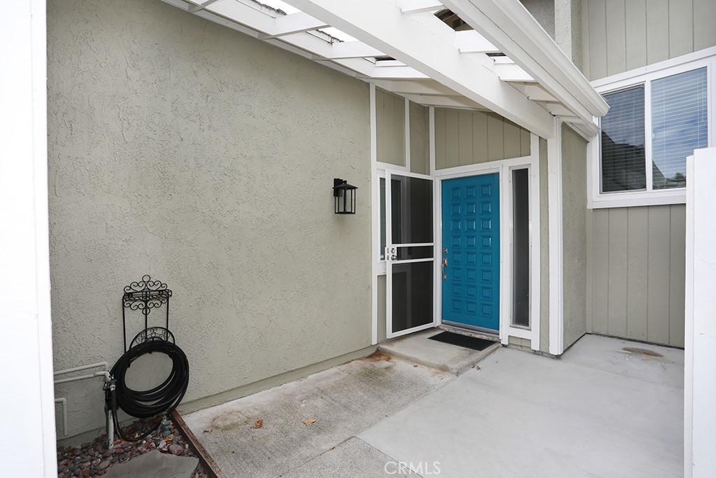 33031 Driftwood Ct Property Photo 2