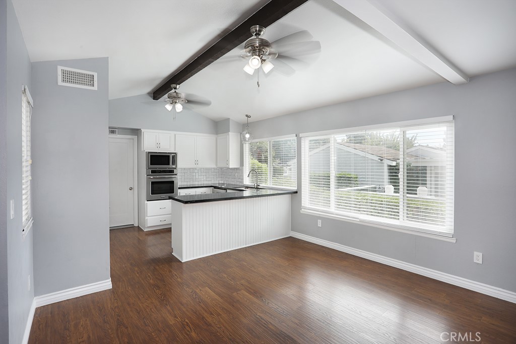 33031 Driftwood Ct Property Photo 4