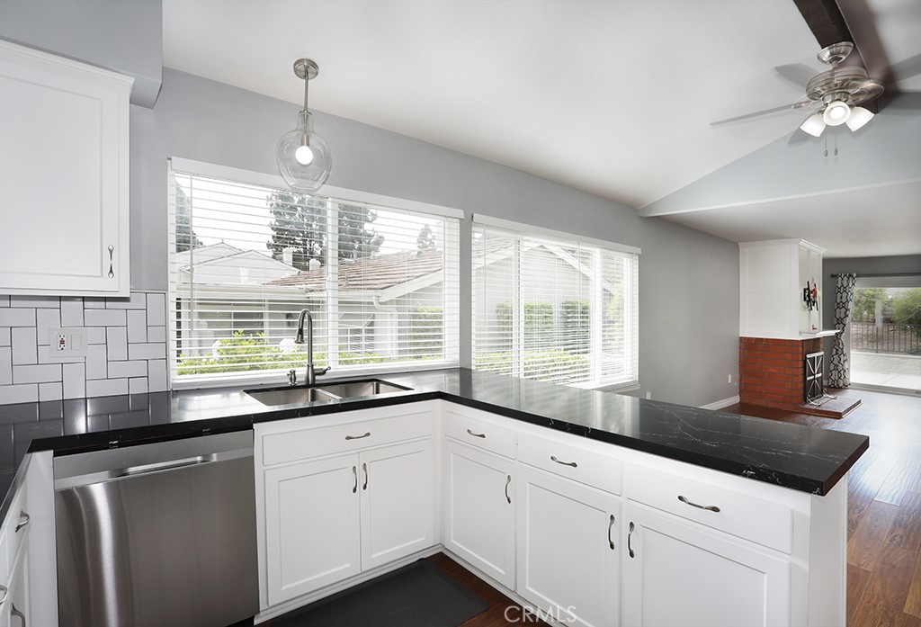 33031 Driftwood Ct Property Photo 10
