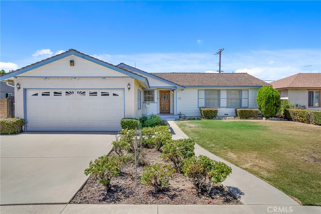 313 N Bel Air Street Property Photo 6