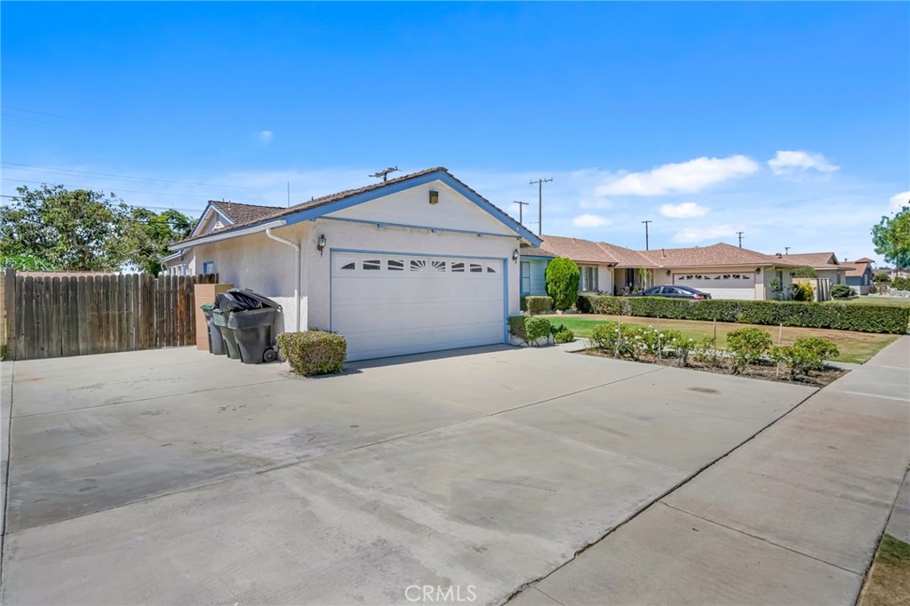 313 N Bel Air Street Property Photo 7
