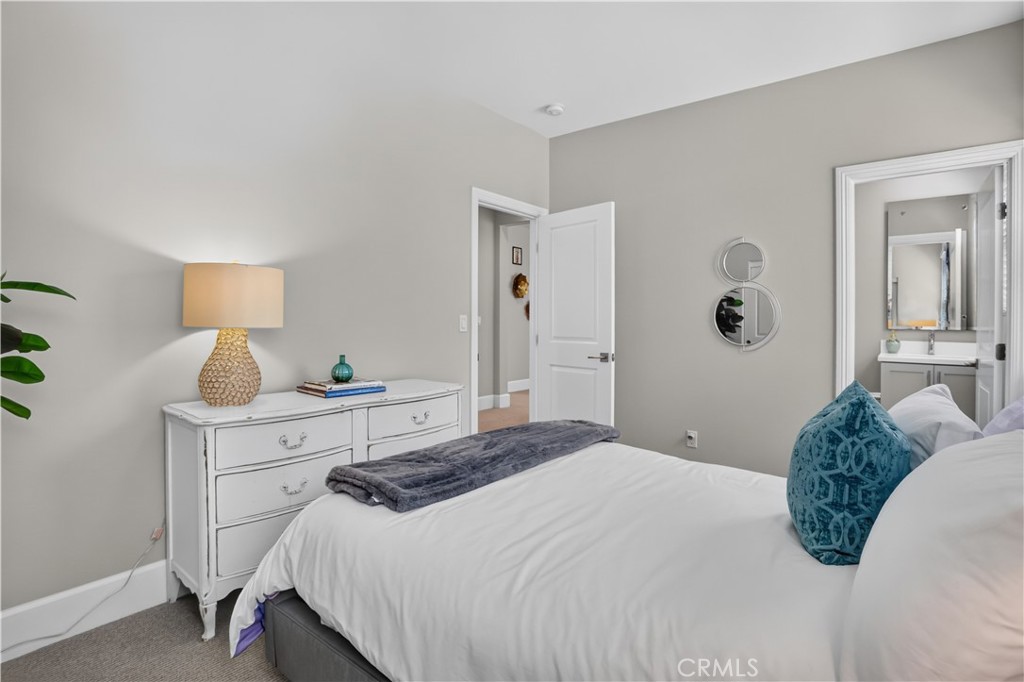 129 Spur Street Property Photo 35