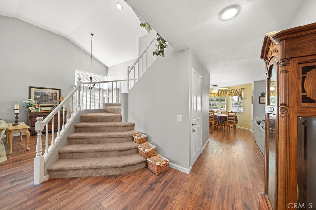39521 Via Temprano Property Photo 7