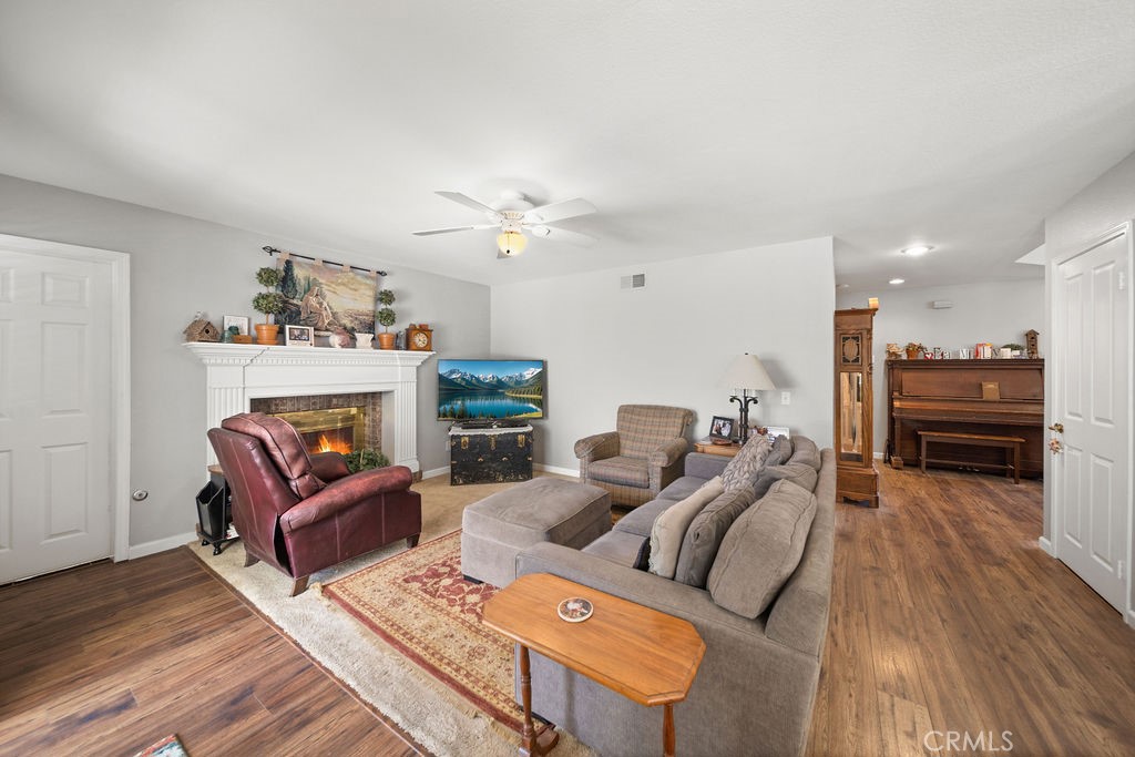39521 Via Temprano Property Photo 20