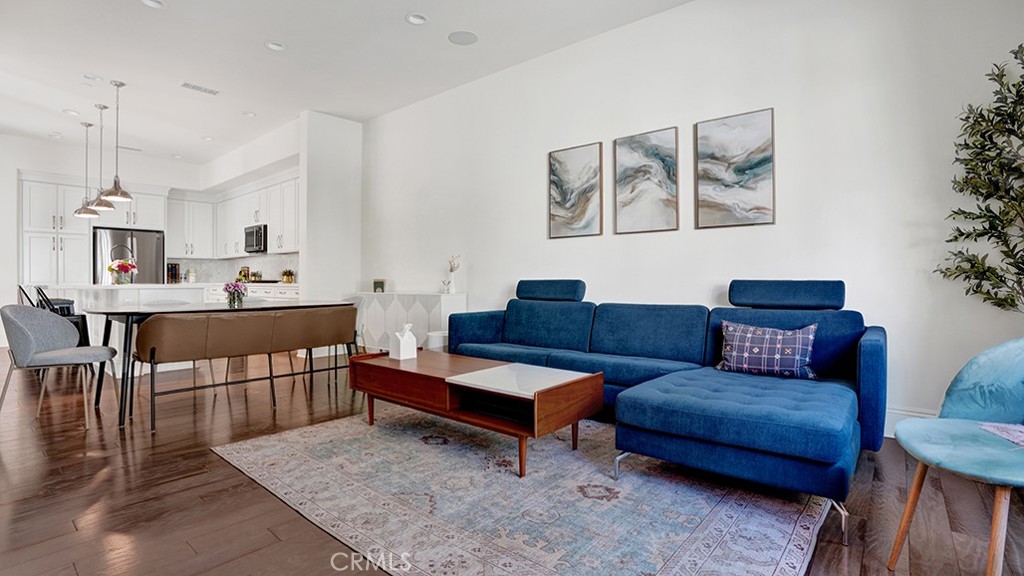 111 Frame Property Photo 8