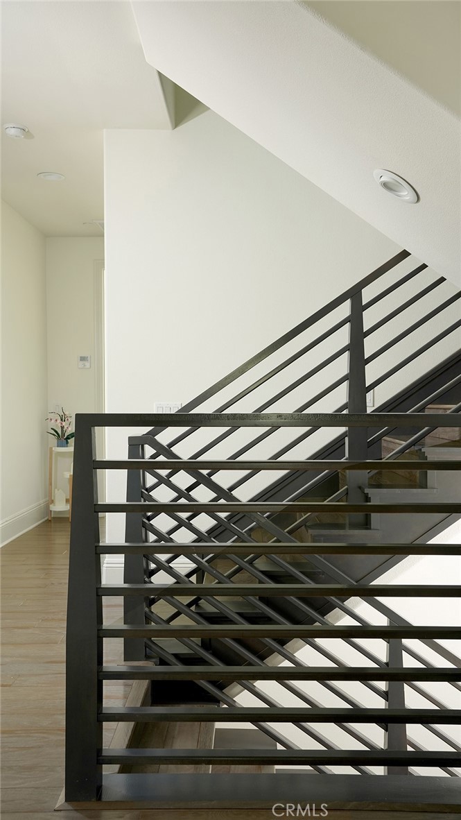 111 Frame Property Photo 20