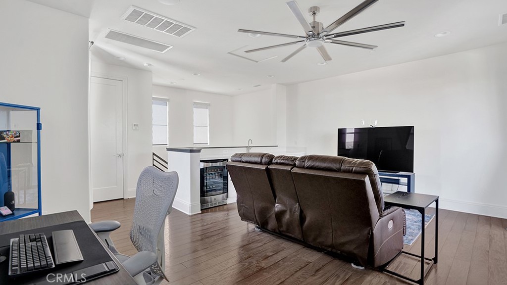 111 Frame Property Photo 21