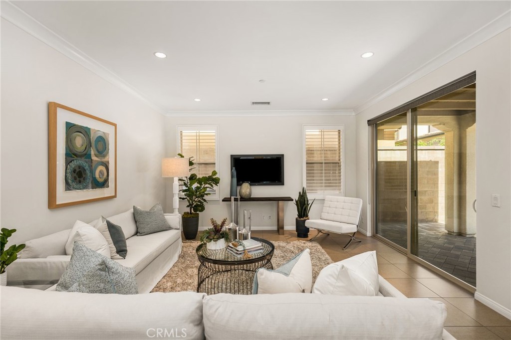 61 Cactus Flower Property Photo 8