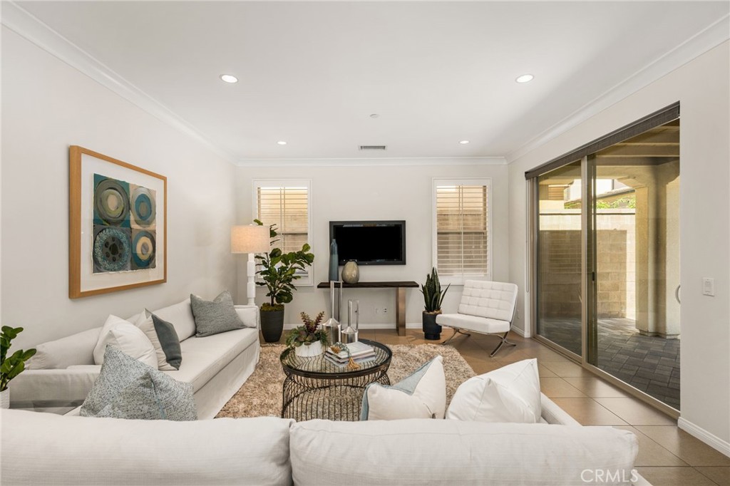61 Cactus Flower Property Photo 8