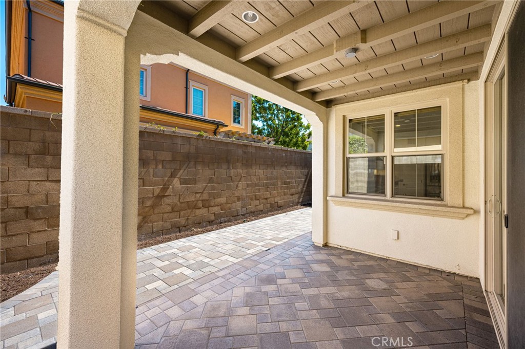 61 Cactus Flower Property Photo 15