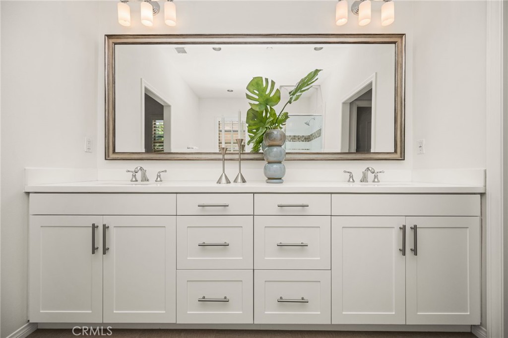 61 Cactus Flower Property Photo 28