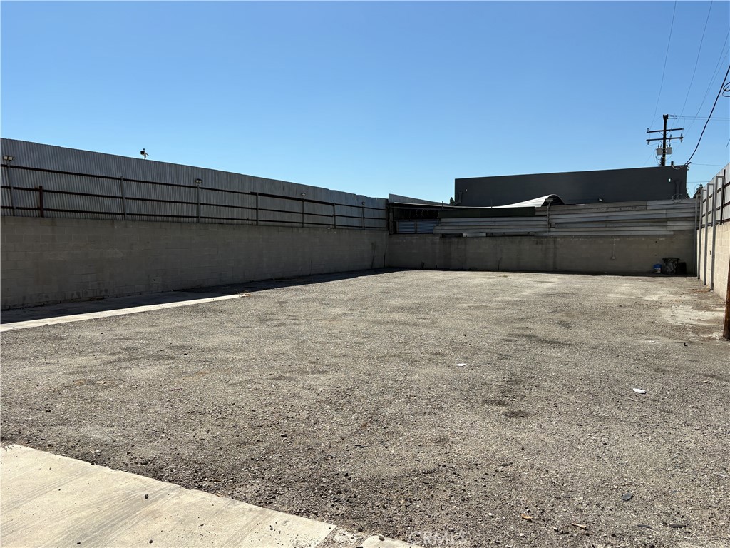 15538 Rosales Property Photo 6