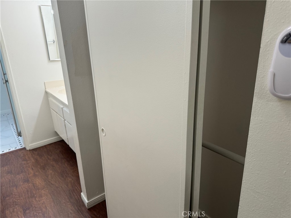 5460 White Oak Property Photo 15