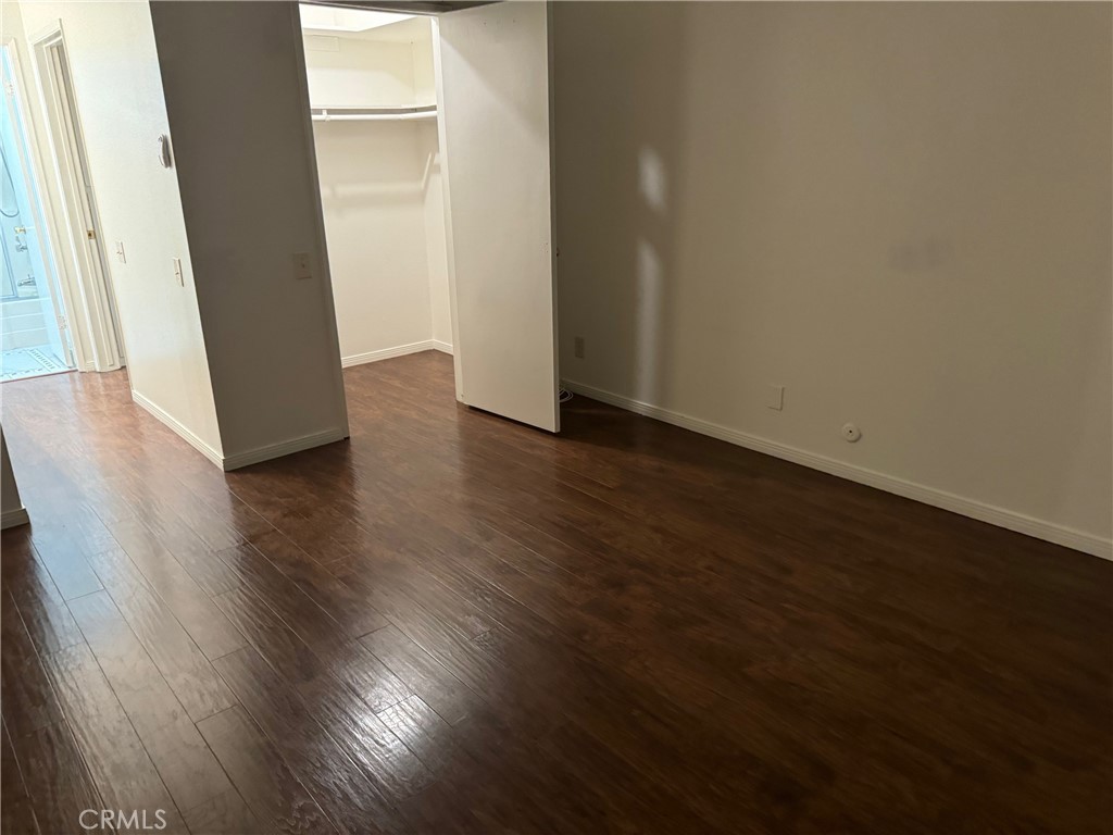 5460 White Oak Property Photo 19