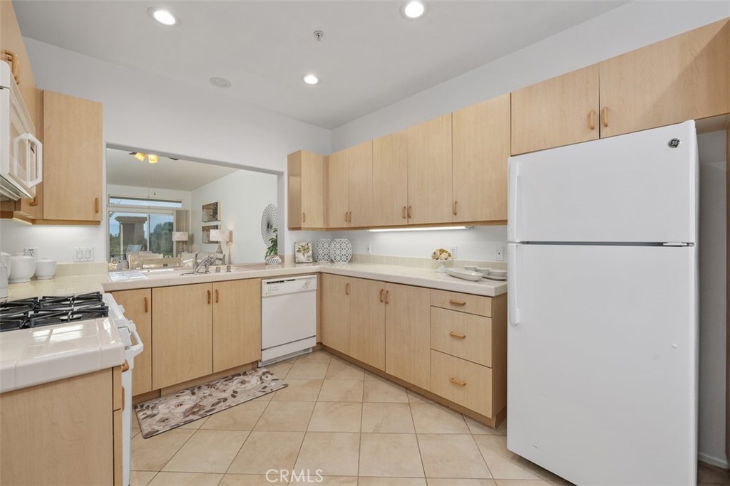 21724 San Leandro Property Photo 7
