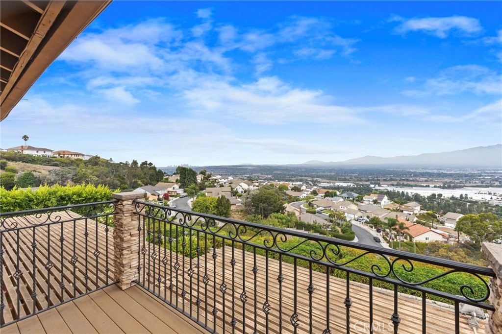 11917 Rustic Hill Property Photo 24