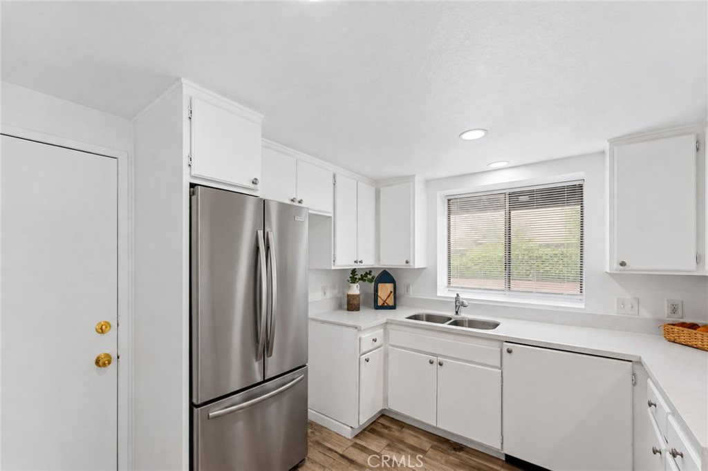 15797 Paine Property Photo 14