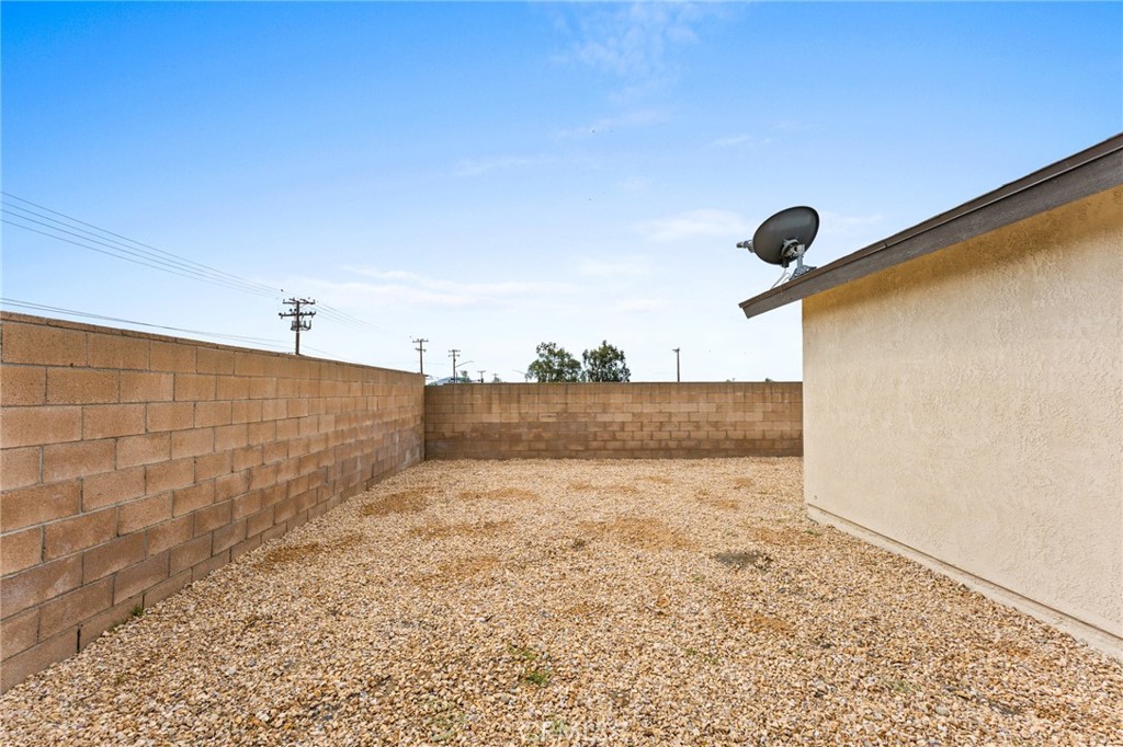 15797 Paine Property Photo 30