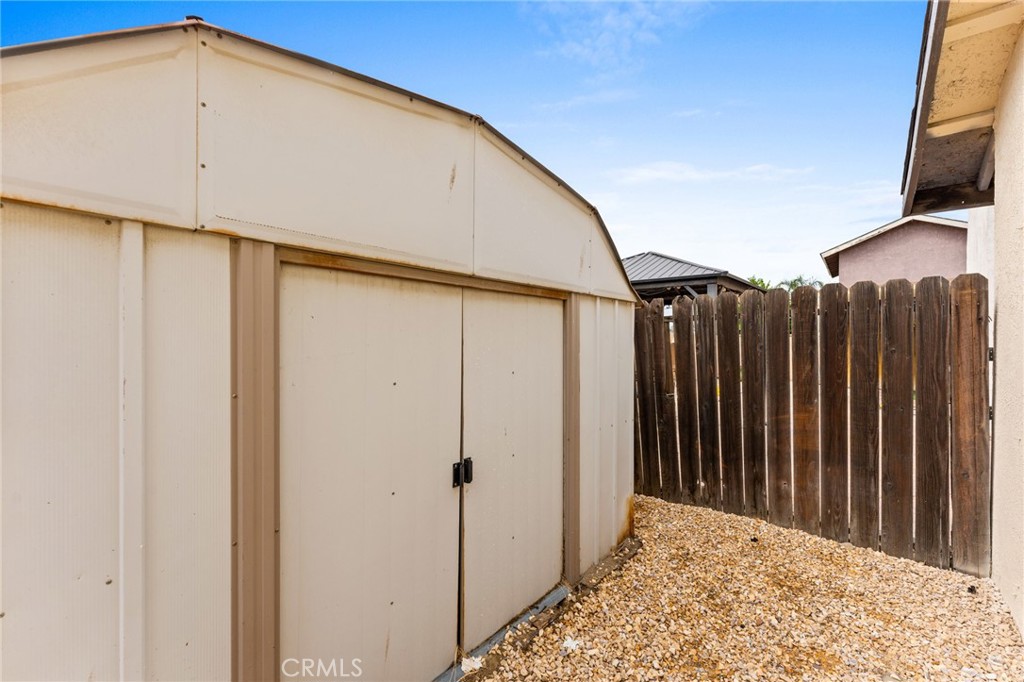15797 Paine Property Photo 33