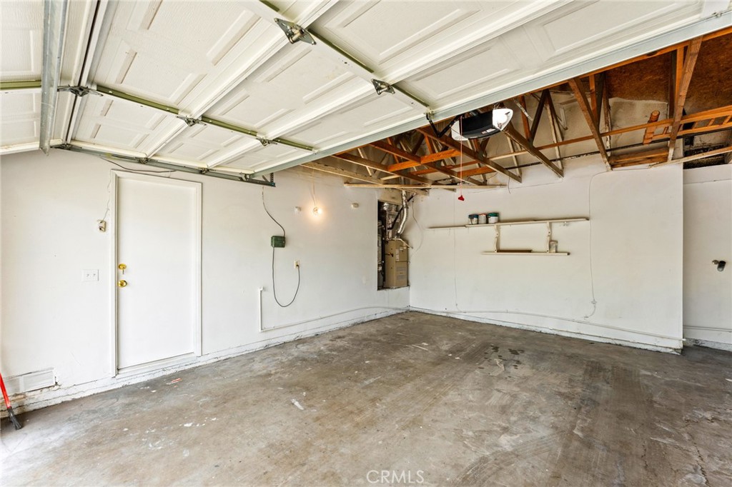15797 Paine Property Photo 34