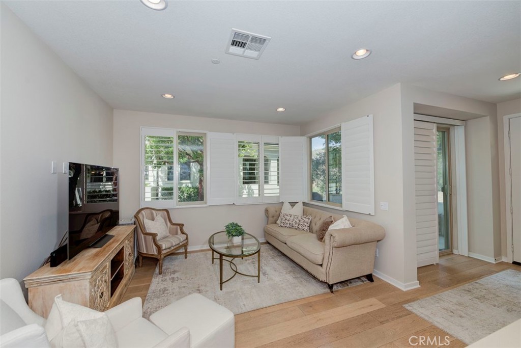 71 Adelfa Property Photo 14