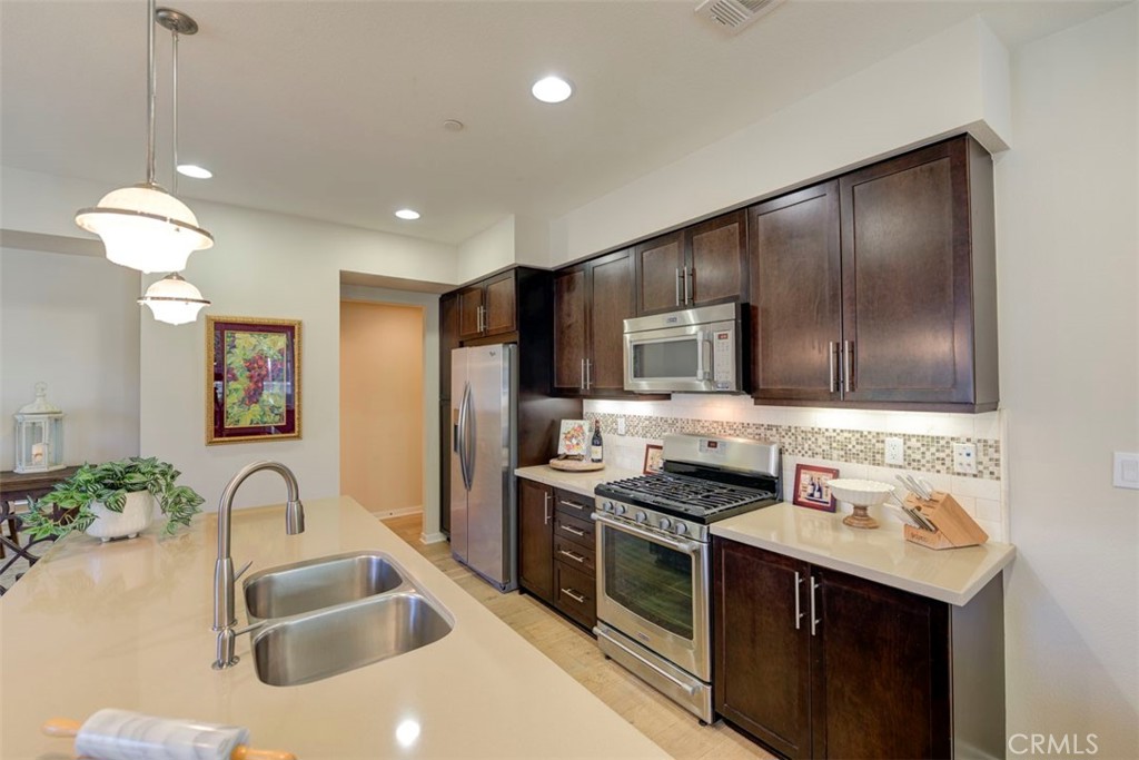 71 Adelfa Property Photo 17