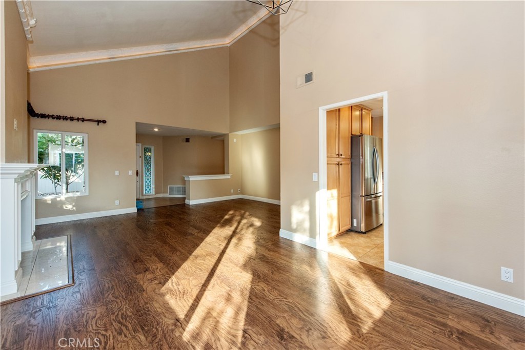 11 Oakgrove 48 Property Photo 3