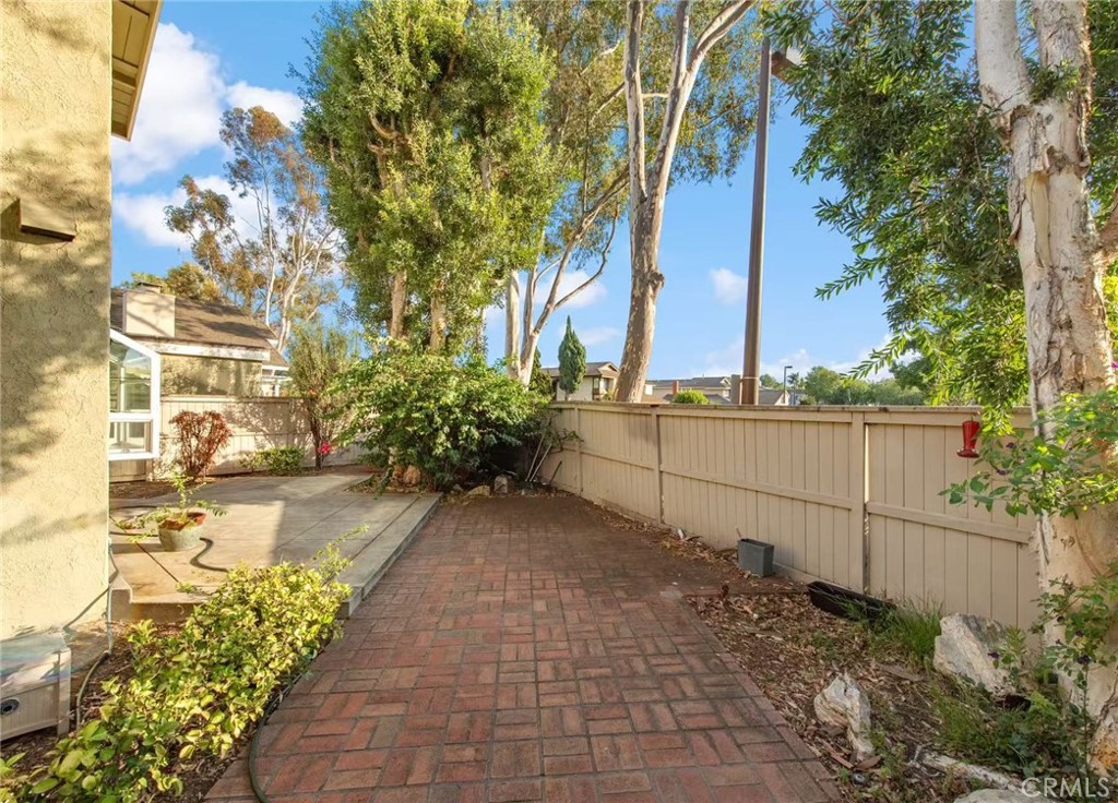 11 Oakgrove 48 Property Photo 22