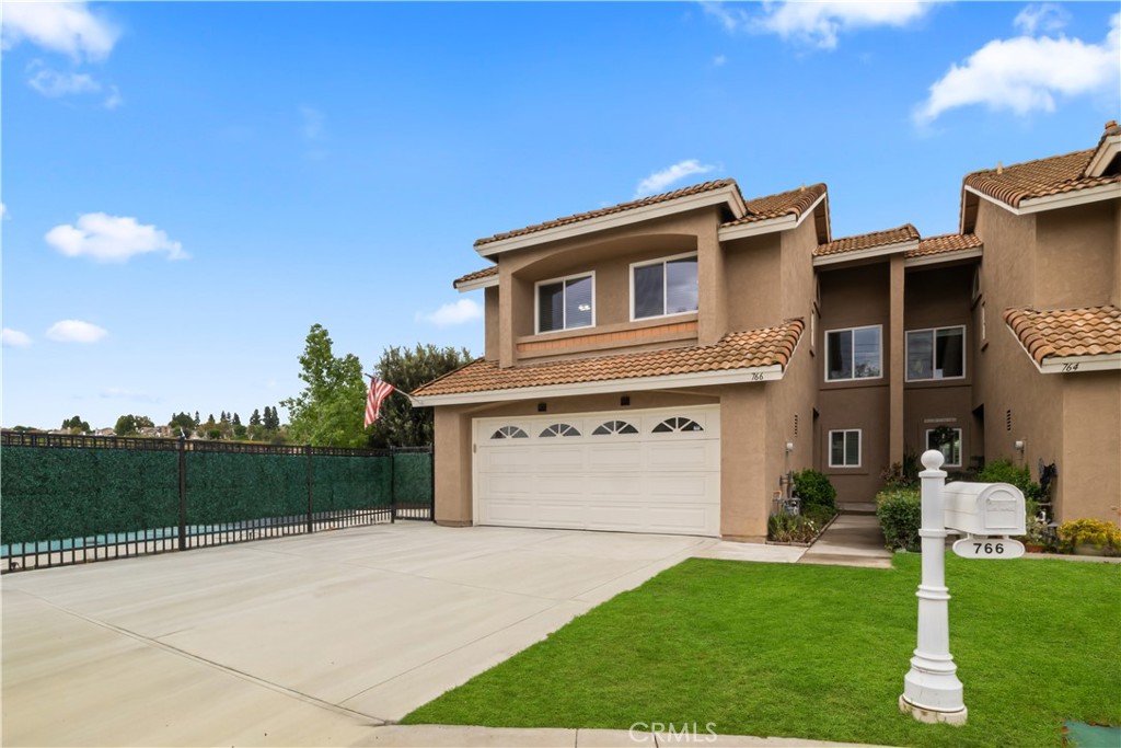 766 S Langtree Property Photo 2