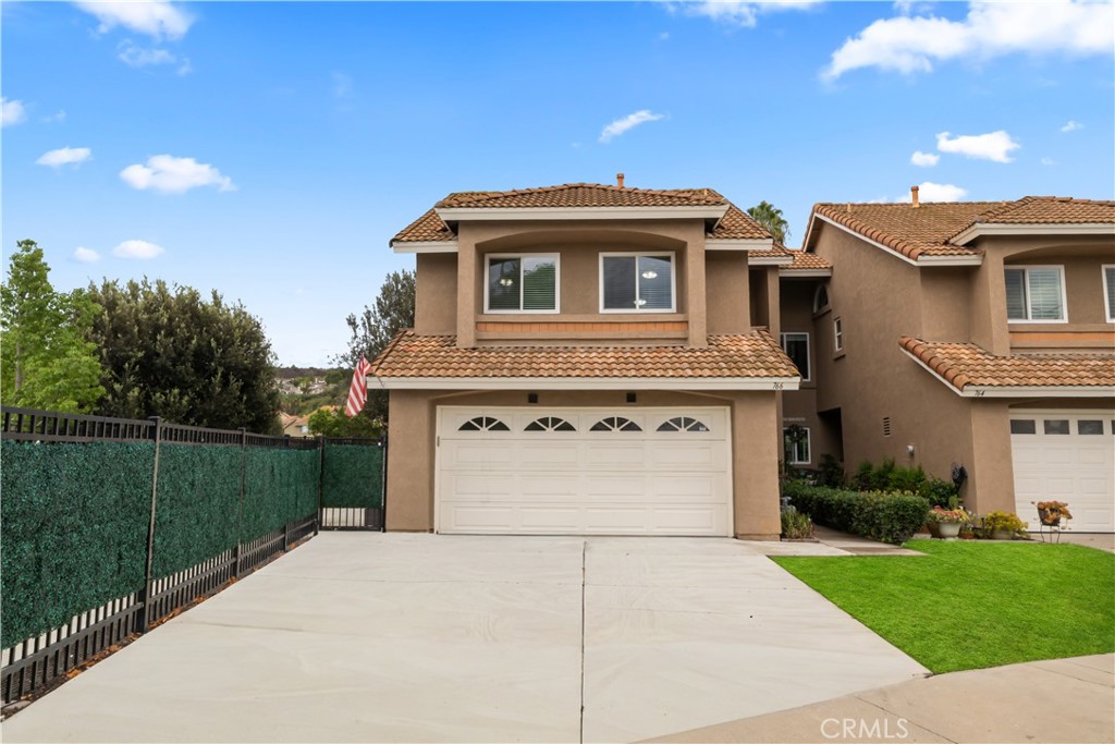766 S Langtree Property Photo 3