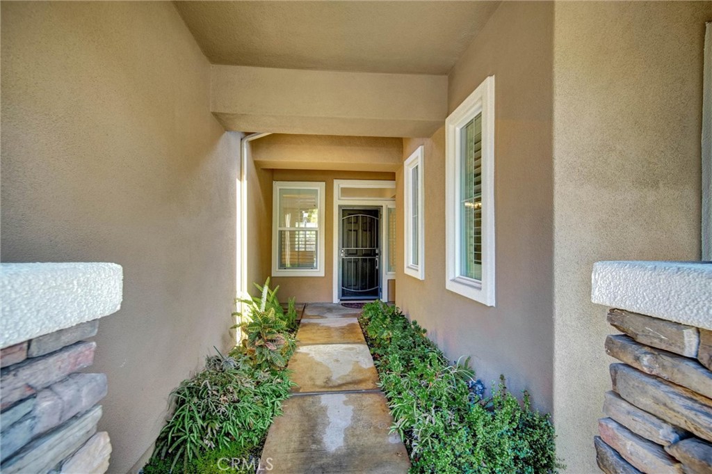 23906 Boulder Oaks Property Photo 3