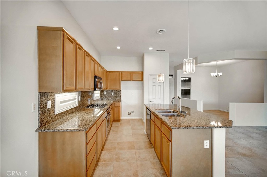 23906 Boulder Oaks Property Photo 11