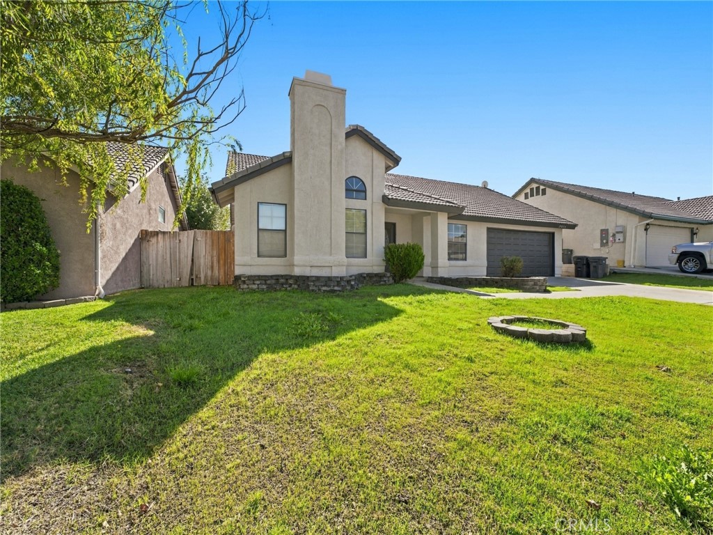 37620 Robin Lane Property Photo 3
