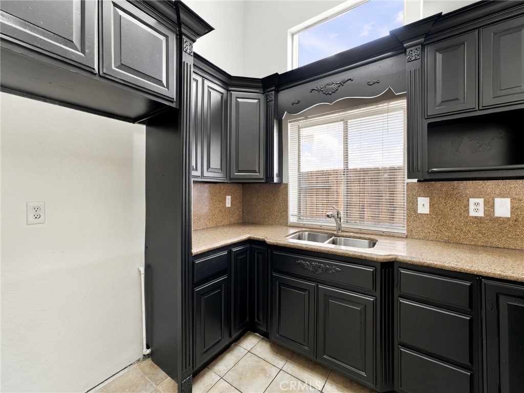 37620 Robin Lane Property Photo 11