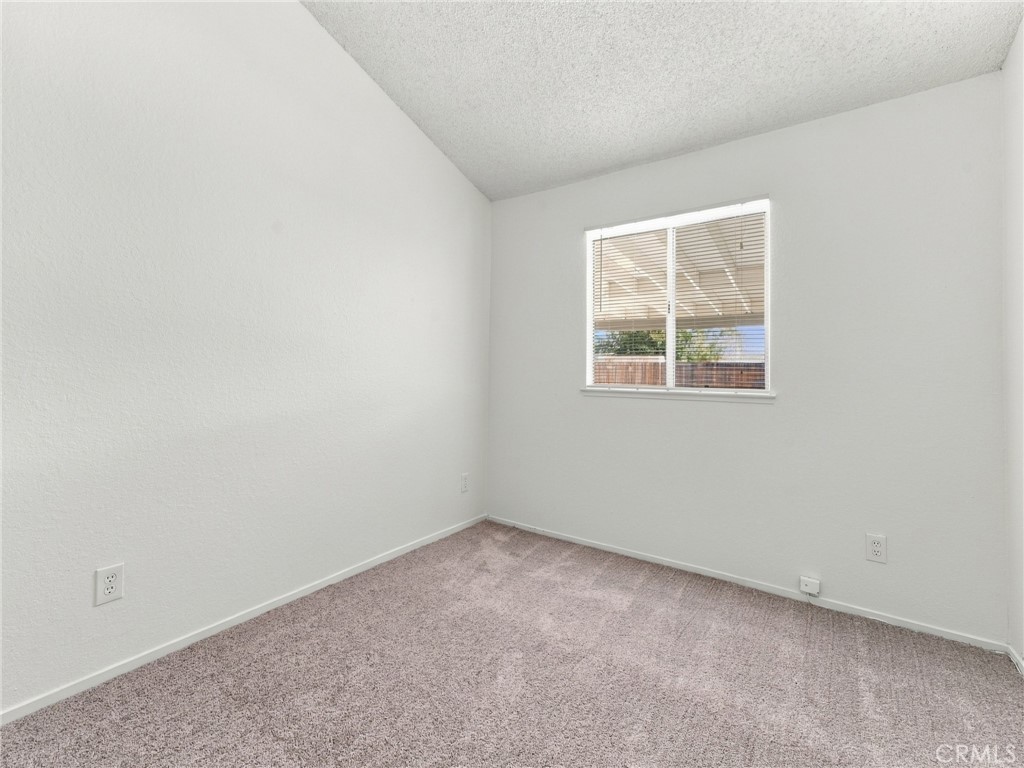 37620 Robin Lane Property Photo 19