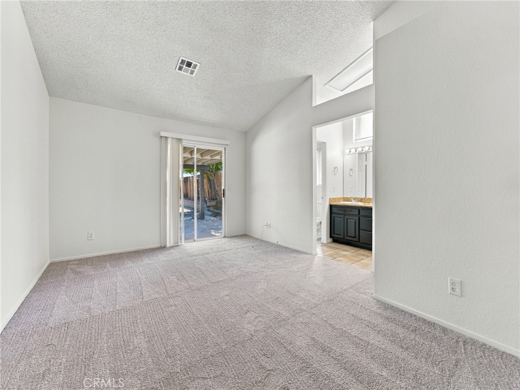 37620 Robin Lane Property Photo 21