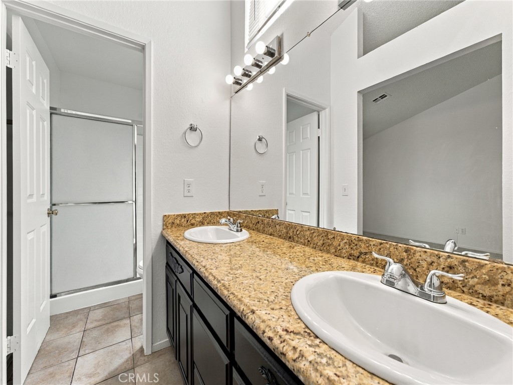 37620 Robin Lane Property Photo 25