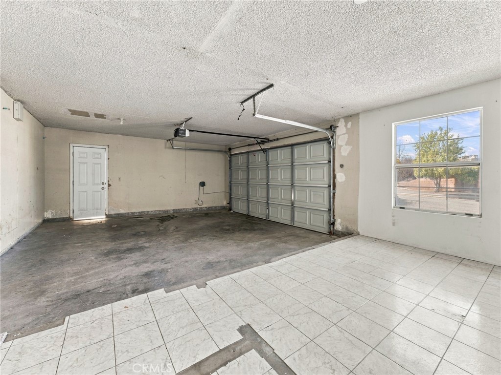 37620 Robin Lane Property Photo 34