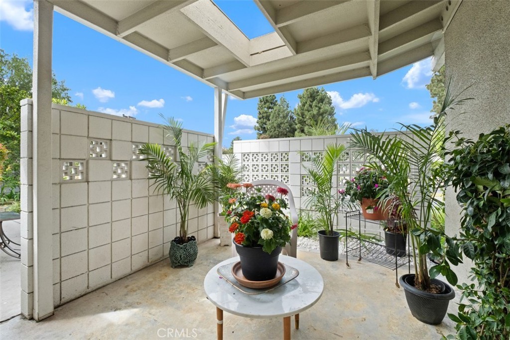 759 Calle Aragon S C Property Photo 4